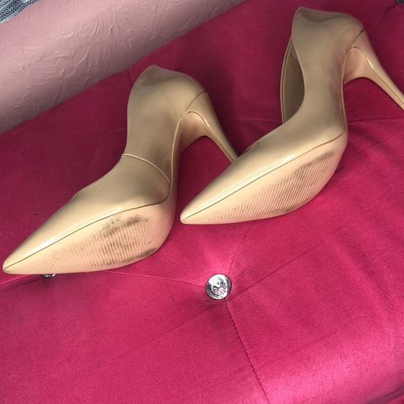 Also Heels - Picture 3 of 5